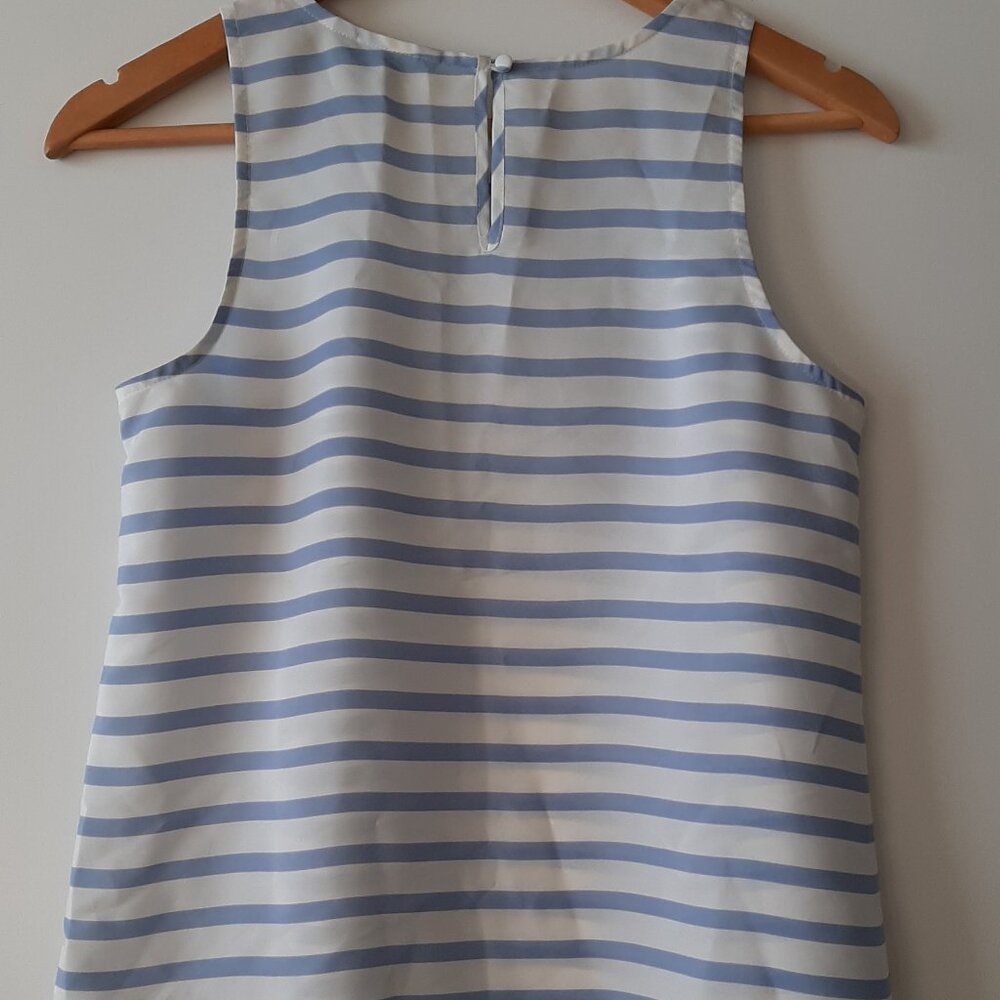 J. CREW - Sleeveless Top - Blue and White Striped - Size 4 - Picture 3 of 5